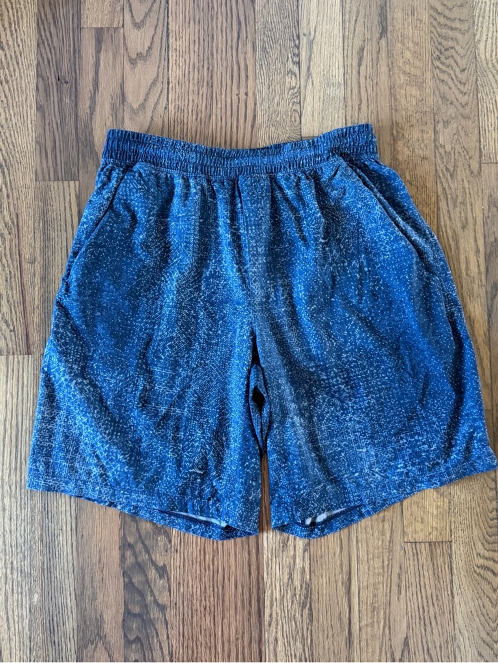 Lululemon Men's Pace Breaker Linerless Short Blue Multi Size M - Picture 2 of 15